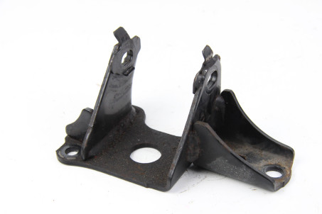 Кронштейн подушки двигателя левый Lexus CT 200H 2010-2017 1232537070 (53581)