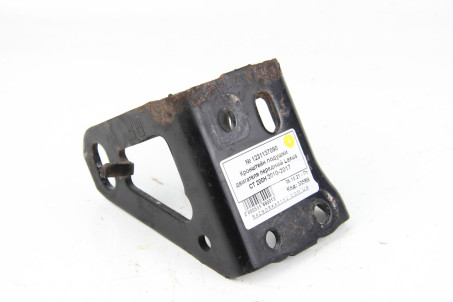 Кронштейн подушки двигателя передний Lexus CT 200H 2010-2017 1231137090 (53589)