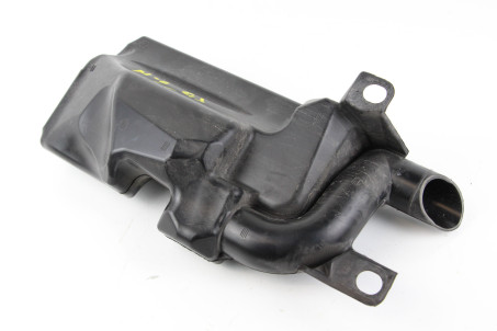 Резонатор воздушного фильтра 2.0-2.5 USA Mazda 6 (GJ) 2012-2018 PE0113195A (53719)