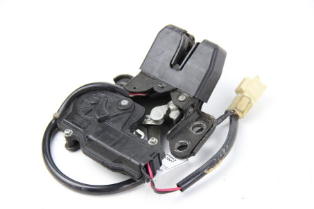 Замок крышки багажника Toyota Scion TC Coupe 2004-2010 USA 6935021110 (53880)