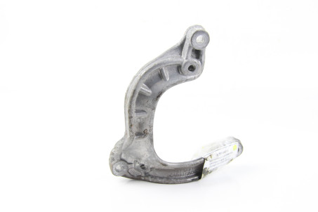 Кронштейн крепления компрессора А/С 2.4 Mitsubishi Outlander (GF) 2012- 7813A218 (54411)