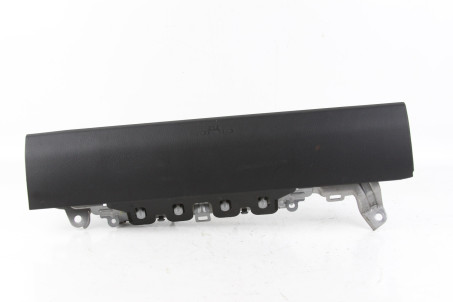 Подушка безопасности в ноги пассажирская LHD Lexus CT 200H 2010-2017 7399076010C0 (54629)