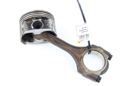 Шатун 2.4 Toyota Camry 30 (XV30) 2001-2006 1321128031B0 (54978)