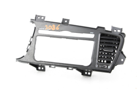 Накладка магнитофона Kia Optima (TF) 2010-2016 847402T120CA (55131)