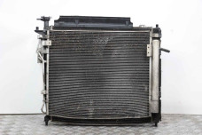 Радіатор основний з дифузором комплект 2.2 МКПП Diesel Kia Sorento (XM) 2009–2015 253102P100 (55495)