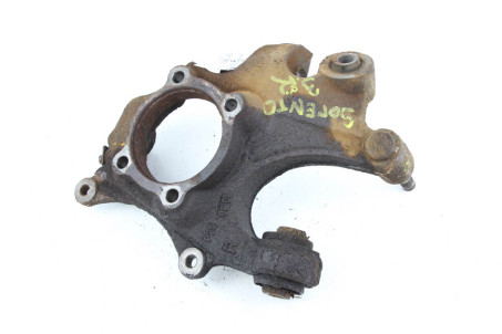 Цапфа задня права Kia Sorento (XM) 2009–2015 527202P000 (55568)