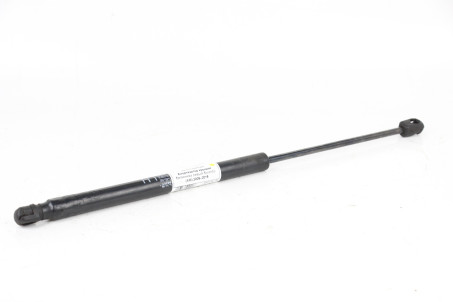 Амортизатор кришки багажника лівий Kia Sorento (XM) 2009–2015 817702P000 (55651)