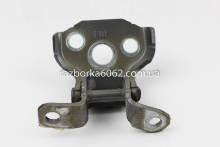 Петля двері передньої правої низ Subaru Legacy (BN) 2014-2020  (55881)