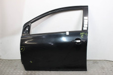 Двері передні ліві Toyota Yaris USA 2006-2009 седан 6700252400 (56226)