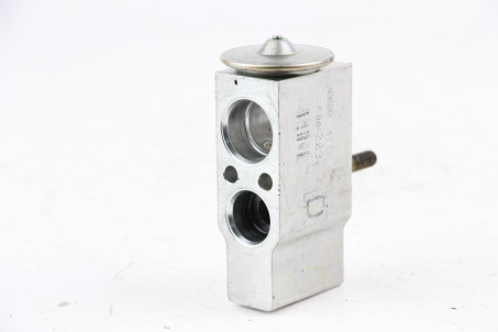 Клапан випарника кондиціонера Mitsubishi Grandis 2004-2010 MN173748 (56517)