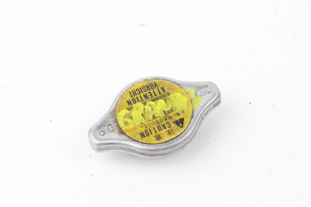 Крышка радиатора охлаждения Mitsubishi Grandis 2004-2010  (56538)