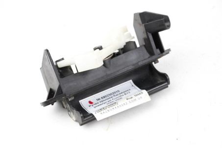 Ручка крышки багажника универсал Toyota Corolla E12 (E120) 2000-2006 6902302010 (56669)