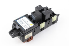 Блок запобіжників сервіс Mitsubishi Space Star 1998-2005  (56836)