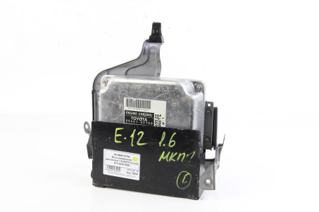 Блок управления двигателем 1.6 МКПП Toyota Corolla E12 (E120) 2000-2006 8966102750 (56958)