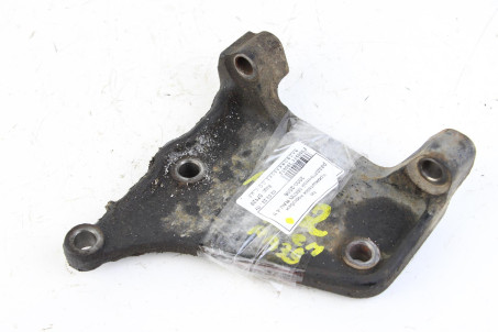 Кронштейн роздавальної коробки МКПП Toyota RAV-4 II 2000-2005 3611842010 (57129)