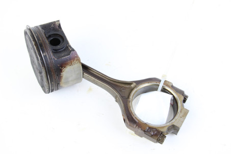 Шатун вместе с поршнем 3.0 Mitsubishi Outlander (GF) 2012- 1115A469 (57152)