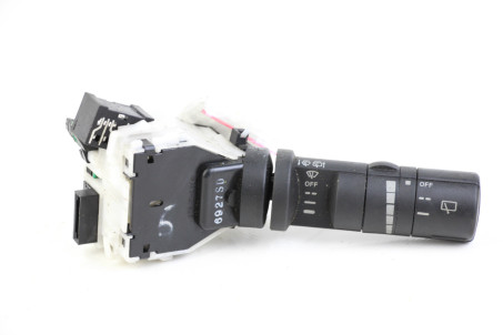 Перемикач підрульовий правий Nissan Qashqai (J10) 2007-2014 25260JD01A (57547)