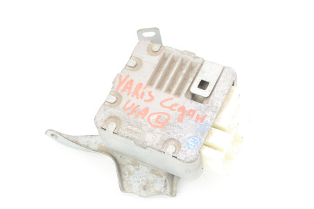 Блок керування рульовою колонкою Toyota Yaris USA 2006-2009 седан 8965052140 (57680)