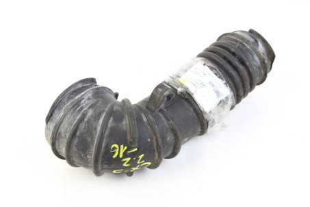 Патрубок воздушного фильтра 2.2 D. Mazda CX-5 (KE) 2012-2017 SH0113221 (57762)