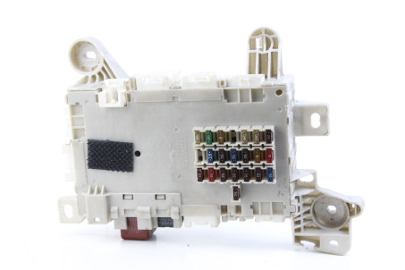 Блок предохранителей сервис Lexus LS (UCF30) 2000-2006 8273050090 (58109)