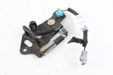 Петля замка багажника Lexus LS (UCF30) 2000-2006 6462050020 (58121)