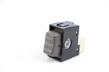 Кнопка HIGH/HEIGHT/NORM Lexus LS (UCF30) 2000-2006  (58126)