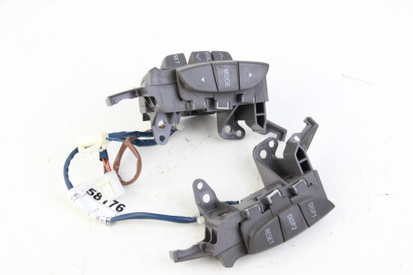 Кнопки керування на кермо Lexus LS (UCF30) 2000-2006 8424550010E0 (58176)