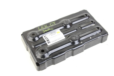 Полка аккумуляторная Lexus CT 200H 2010-2017 7441376010 (58251)