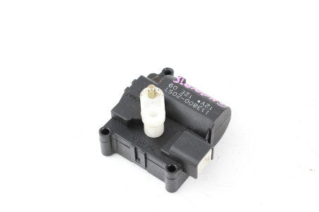 Кроковий двигун пічки Mitsubishi Grandis 2004-2010 1138002051 (58444)