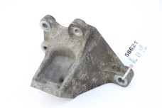 Кронштейн подушки двигуна правий 3.0 Mitsubishi Pajero Wagon IV (V90) 2007-2013 MD367198 (58621)