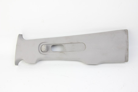 Накладка стійки центральної лівої верхня Mitsubishi Pajero Wagon IV (V90) 2007-2013 7211A101HA (58663)