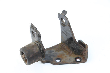 Кронштейн подушки двигуна лівий 1.8 АКПП Toyota Avensis T25 (T250) 2003-2009 1232522190 (58743)