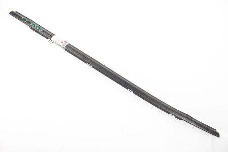 Молдинг скла двері задній лівий Hyundai Kona (OS) 17- 83210J9000 (58804)