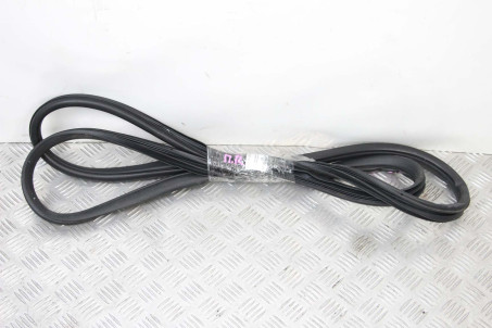 Уплотнитель двери передней правой Honda Accord (CR) 2013-2018 72310T2FA01 (58997)