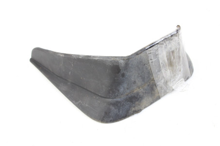 Бризговик задній лівий Nissan Almera (N16) 2000-2006  (59080)