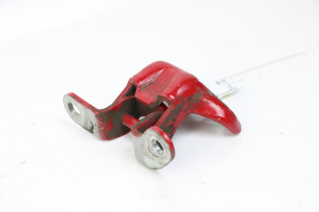 Петля двері задньої правої верх Toyota Yaris 2005-2011 6875020121 (59274)