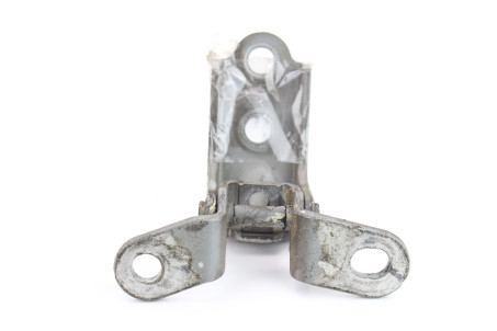 Петля двери передней левой низ Kia Sportage (SL) 2010-2015 793102H000 (59619)