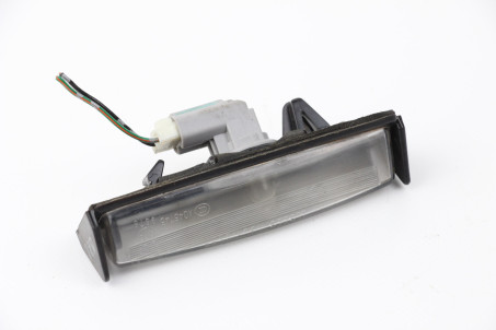 Подсветка номера Mitsubishi Pajero Sport (KH) 2008–2015 8341A149 (59732)