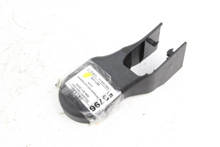 Заглушка сиденья переднего левого Mitsubishi Pajero Sport (KH) 2008–2015 6977A079 (59796)