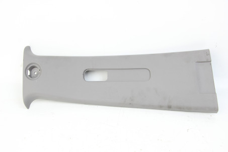 Накладка стойки центральной правой верхняя Mitsubishi Pajero Sport (KH) 2008–2015 7211A102HA (59804)