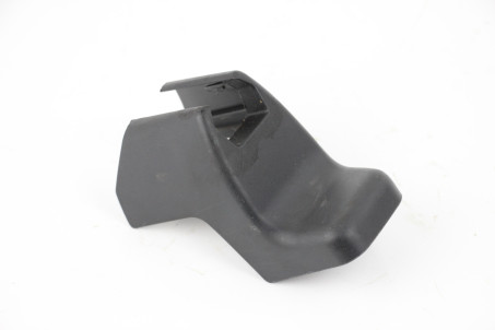 Заглушка сиденья передняя Toyota Camry 40 (XV40) 2006-2011 7215833100 (60213)