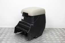 Підлокітник шкіра бежевий Mitsubishi Pajero Wagon IV (V90) 2007-2013 MR655313 (60352)