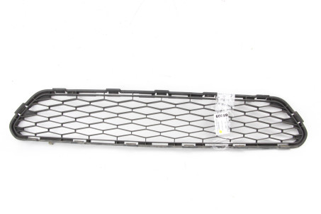 Решетка в бампер Nissan X-Trail (T32-Rogue) 2014-2021 622544CE0A (60869)