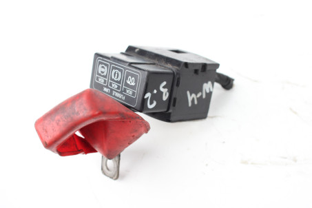 Блок предохранителей плюсовой клеммы 3.2 TDI Mitsubishi Pajero Wagon IV (V90) 2007-2013  (65175)