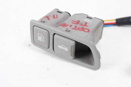 Кнопка открывания багажника наружная Kia Optima (TF) 2010-2016 935552T000 (65570)