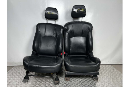 Сиденья кожаные комплект LHD Mitsubishi Outlander (CW) XL 2006-2014  (66694)