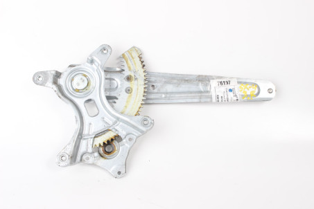 Стеклоподъёмник задний правый электр (без моторчика) Suzuki SX-4 s-cross 2013- 8351061M00 (76197)