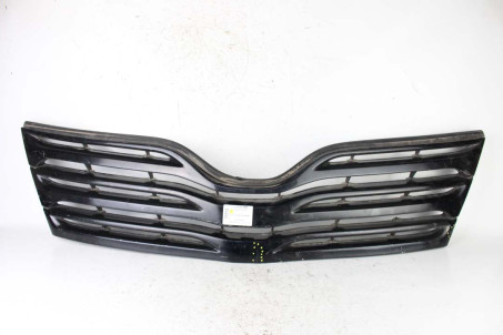 Решетка радиатора дефект Toyota Venza (AV10) 2008-2017 531010T020 (77713)