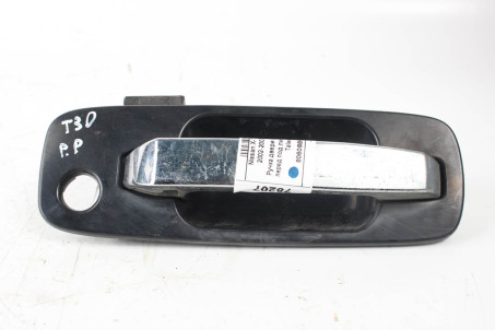 Ручка двери наруж прав перед под личинку хром Taiwan Nissan X-Trail (T30) 2002-2007 806068H916 (78207)