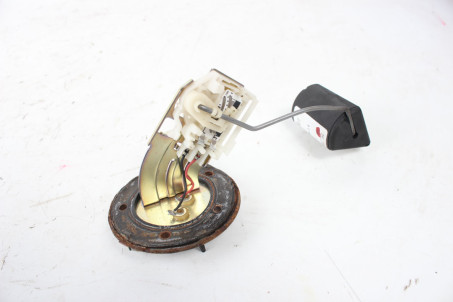 Датчик рівня палива 2.4 -3.5 USA Toyota RAV-4 III 2005-2012 8332049205 (83271)